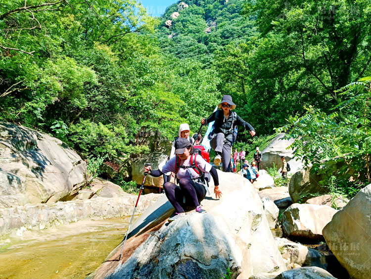 銳思科集團(tuán)大別山野外生存訓(xùn)練